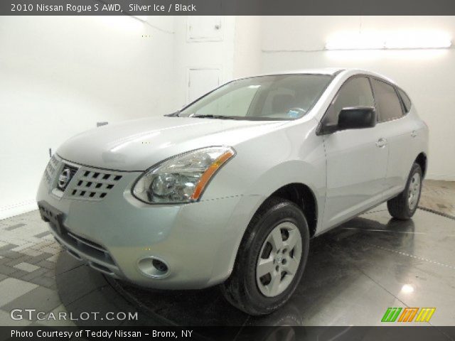 2010 Nissan Rogue S AWD in Silver Ice