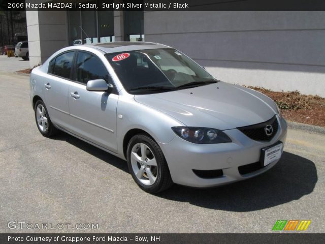 2006 Mazda MAZDA3 i Sedan in Sunlight Silver Metallic