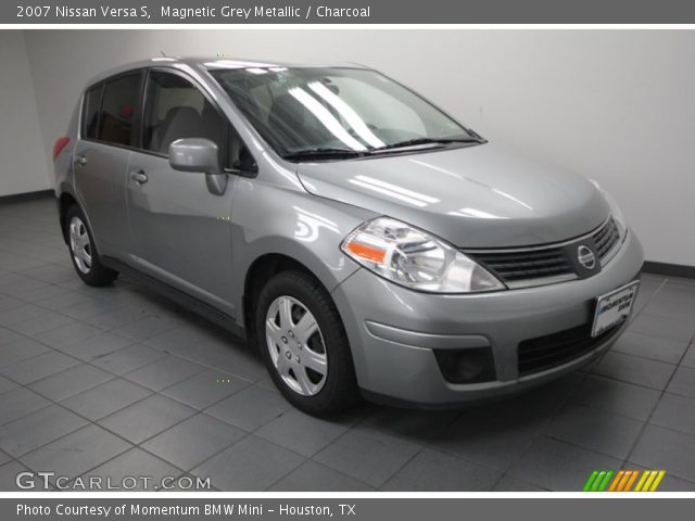 2007 Nissan Versa S in Magnetic Grey Metallic