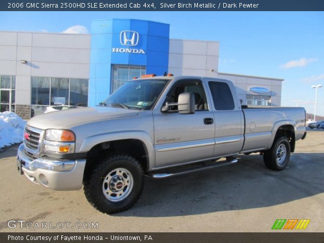 2006 GMC Sierra 2500HD SLE Extended Cab 4x4 in Silver Birch Metallic
