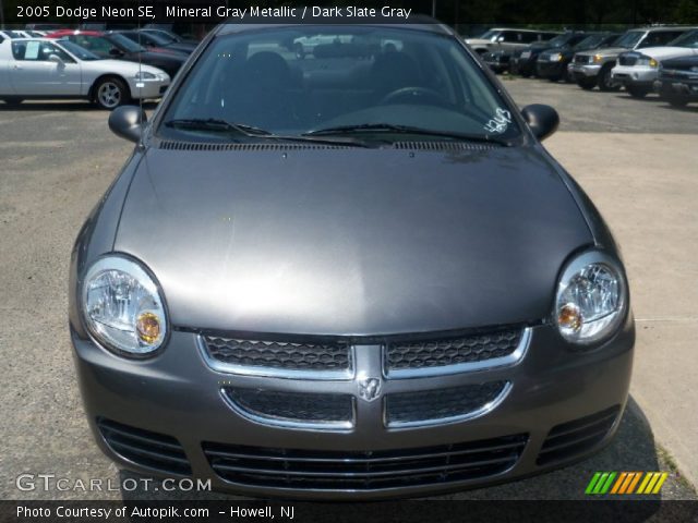 2005 Dodge Neon SE in Mineral Gray Metallic