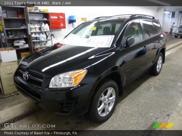 2011 Toyota RAV4 I4 4WD in Black
