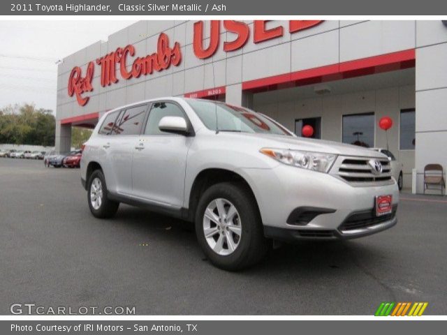 2011 Toyota Highlander  in Classic Silver Metallic