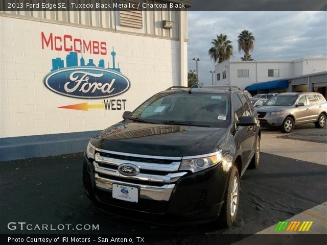 2013 Ford Edge SE in Tuxedo Black Metallic