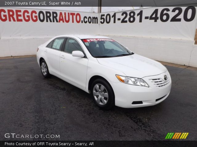 2007 Toyota Camry LE in Super White