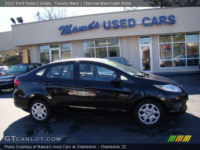 2013 Ford Fiesta S Sedan in Tuxedo Black