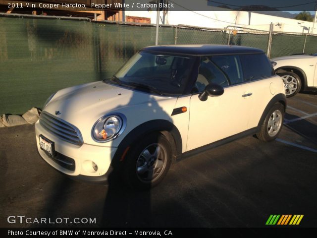 2011 Mini Cooper Hardtop in Pepper White