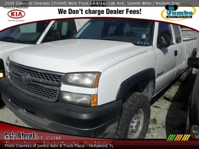 2005 Chevrolet Silverado 2500HD Work Truck Extended Cab 4x4 in Summit White