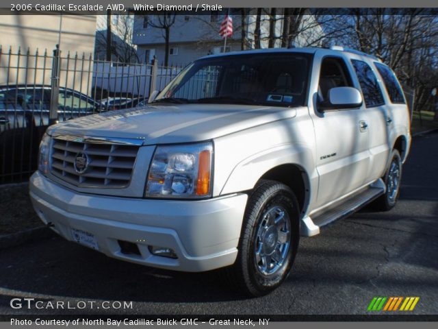 2006 Cadillac Escalade AWD in White Diamond