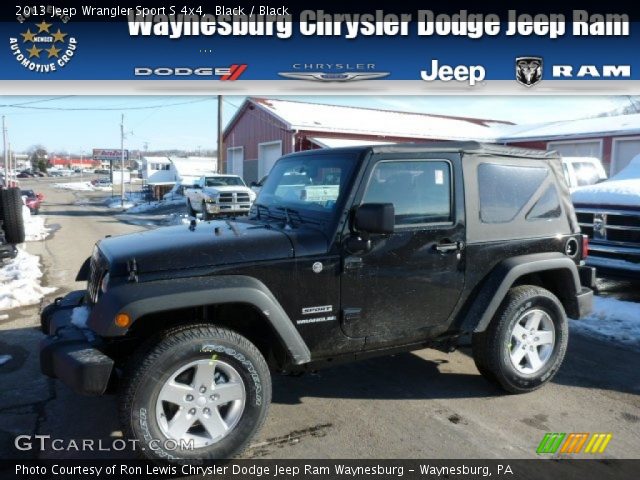 2013 Jeep Wrangler Sport S 4x4 in Black