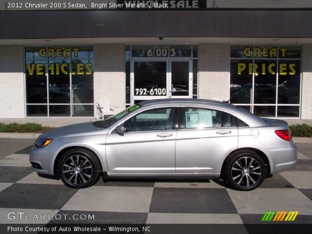 2012 Chrysler 200 S Sedan in Bright Silver Metallic