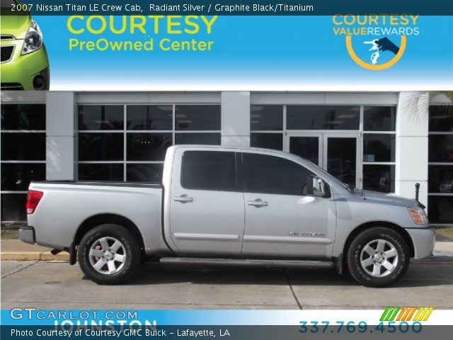 2007 Nissan Titan LE Crew Cab in Radiant Silver