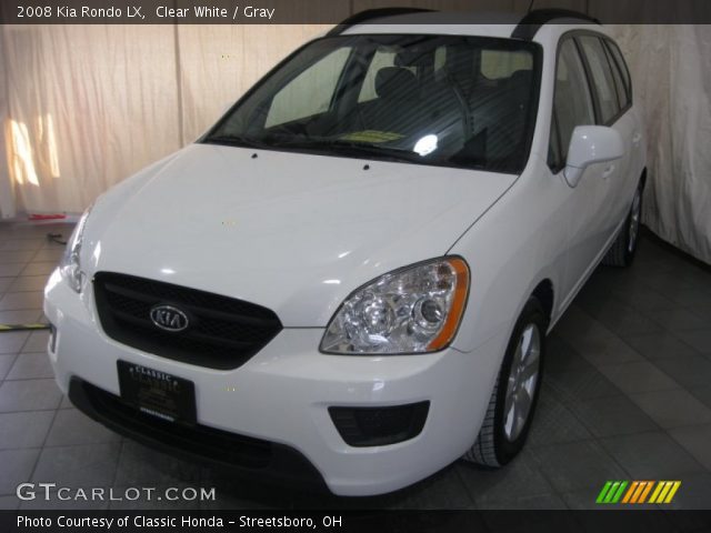 2008 Kia Rondo LX in Clear White