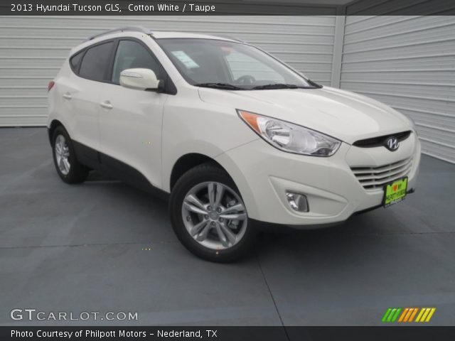 2013 Hyundai Tucson GLS in Cotton White