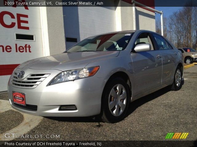 2009 Toyota Camry LE V6 in Classic Silver Metallic