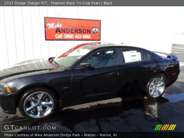 2013 Dodge Charger R/T in Phantom Black Tri-Coat Pearl