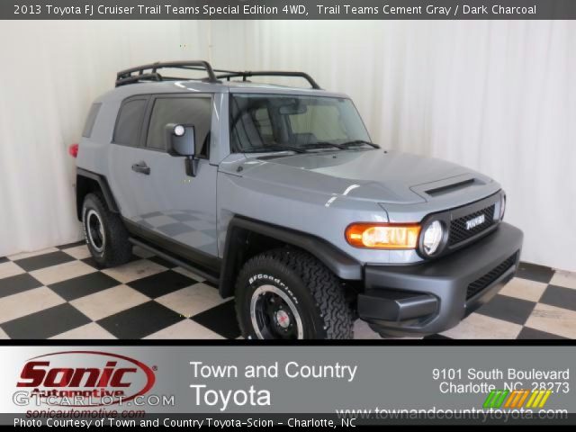 2013 Toyota FJ Cruiser Trail Teams Special Edition 4WD in Trail Teams Cement Gray