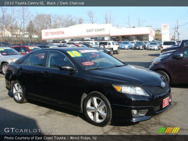 2010 Toyota Camry SE in Black