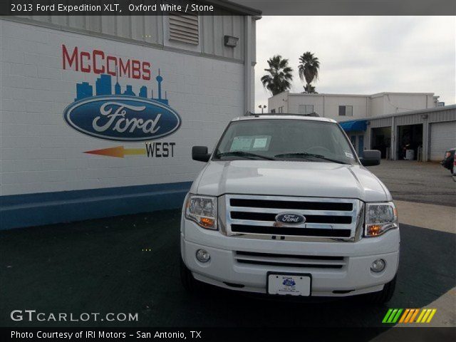 2013 Ford Expedition XLT in Oxford White