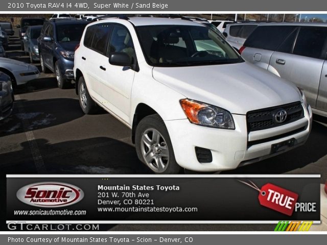 2010 Toyota RAV4 I4 4WD in Super White