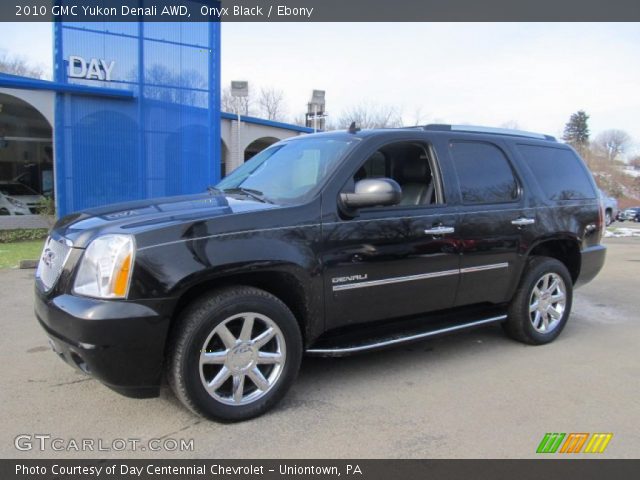2010 GMC Yukon Denali AWD in Onyx Black