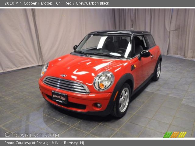 2010 Mini Cooper Hardtop in Chili Red