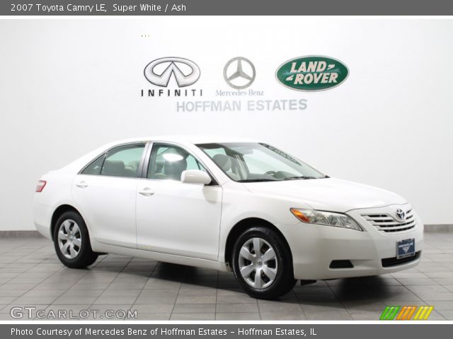 2007 Toyota Camry LE in Super White