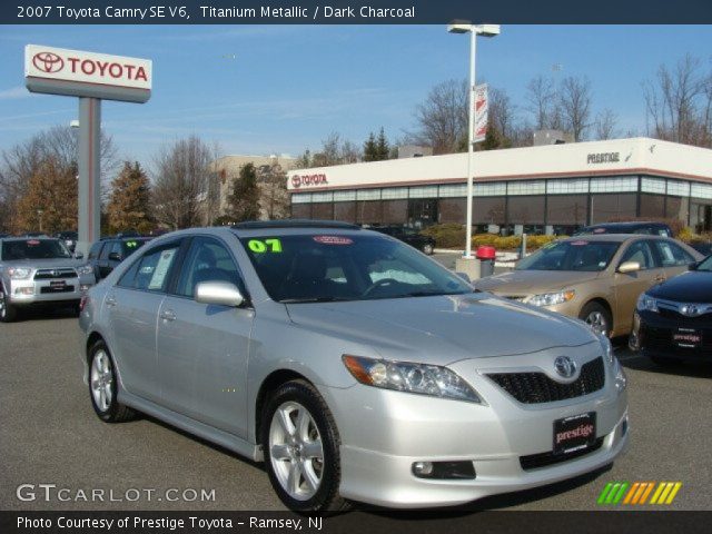 2007 Toyota Camry SE V6 in Titanium Metallic