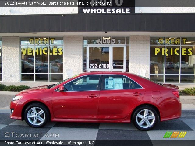2012 Toyota Camry SE in Barcelona Red Metallic