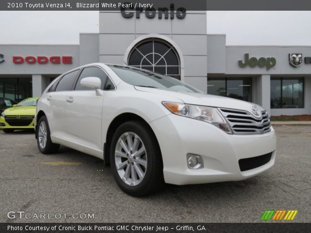 2010 Toyota Venza I4 in Blizzard White Pearl