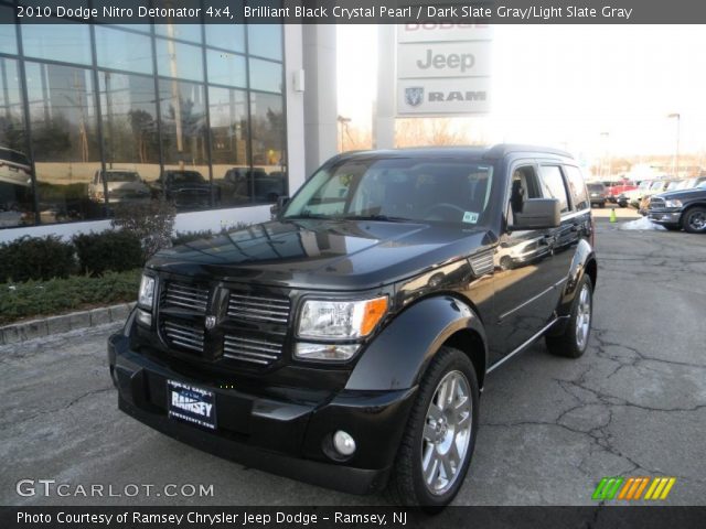 2010 Dodge Nitro Detonator 4x4 in Brilliant Black Crystal Pearl