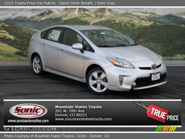 2013 Toyota Prius Five Hybrid in Classic Silver Metallic