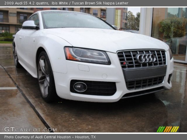 2009 Audi S5 4.2 quattro in Ibis White