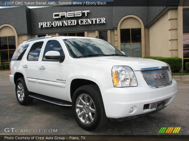 2007 GMC Yukon Denali AWD in Summit White