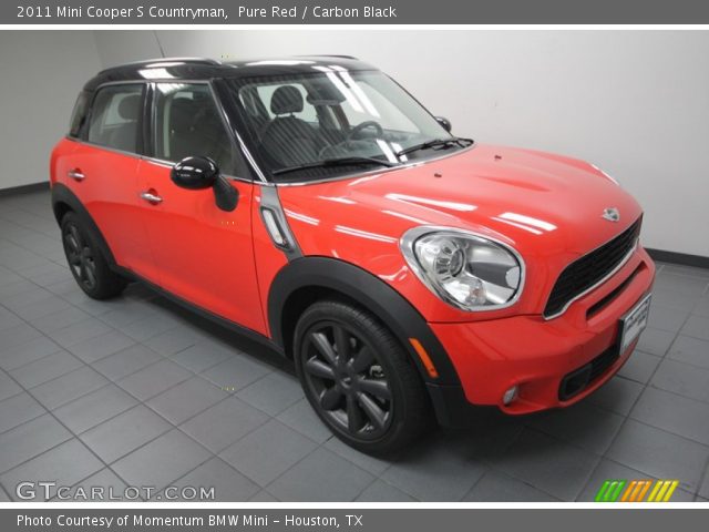 2011 Mini Cooper S Countryman in Pure Red
