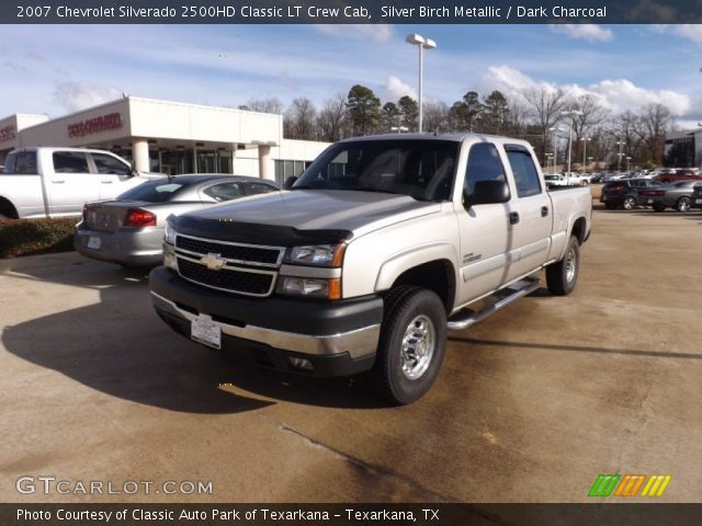 2007 Chevrolet Silverado 2500HD Classic LT Crew Cab in Silver Birch Metallic