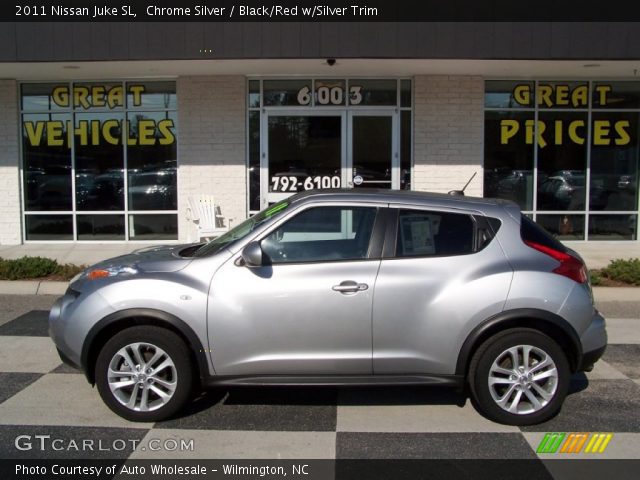 2011 Nissan Juke SL in Chrome Silver