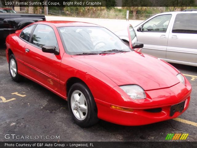 1997 Pontiac Sunfire SE Coupe in Bright Red