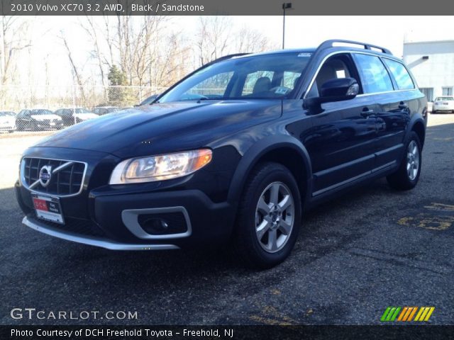 2010 Volvo XC70 3.2 AWD in Black