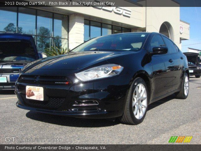 2013 Dodge Dart SXT in Pitch Black