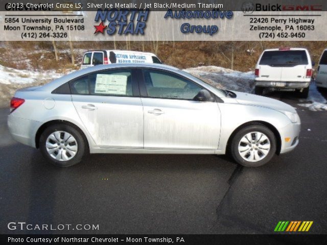 2013 Chevrolet Cruze LS in Silver Ice Metallic