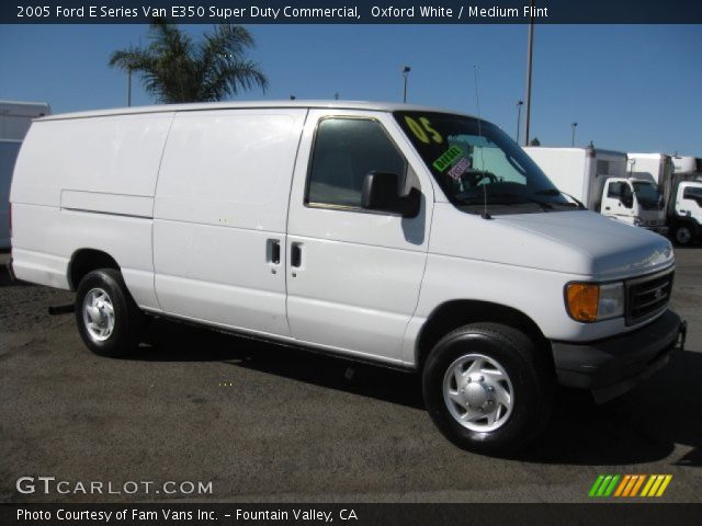 2005 Ford E Series Van E350 Super Duty Commercial in Oxford White