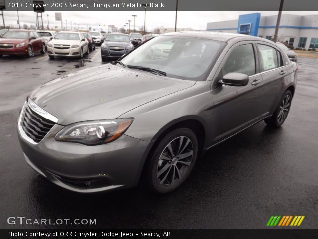2013 Chrysler 200 S Sedan in Tungsten Metallic