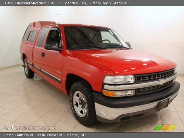 1999 Chevrolet Silverado 1500 LS Extended Cab in Victory Red