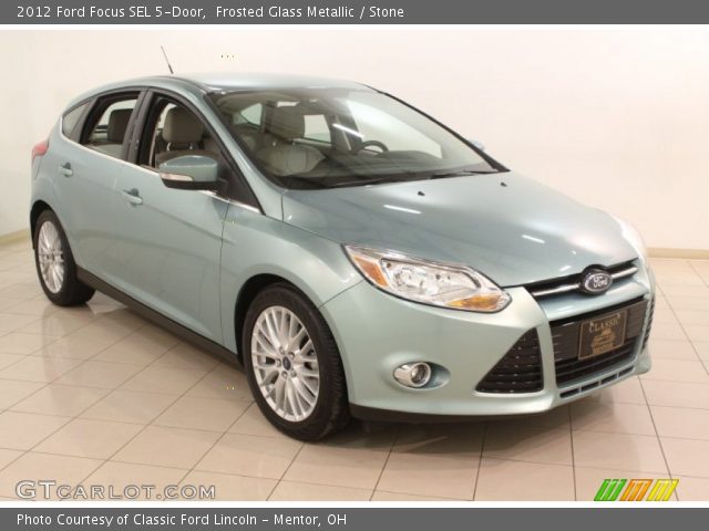 2012 Ford Focus SEL 5-Door in Frosted Glass Metallic