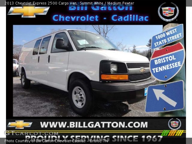 2013 Chevrolet Express 2500 Cargo Van in Summit White