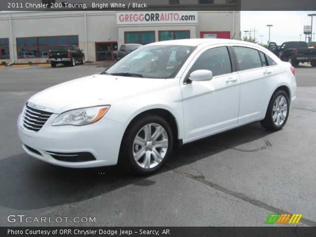 2011 Chrysler 200 Touring in Bright White