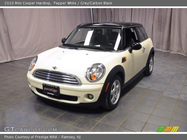 2010 Mini Cooper Hardtop in Pepper White