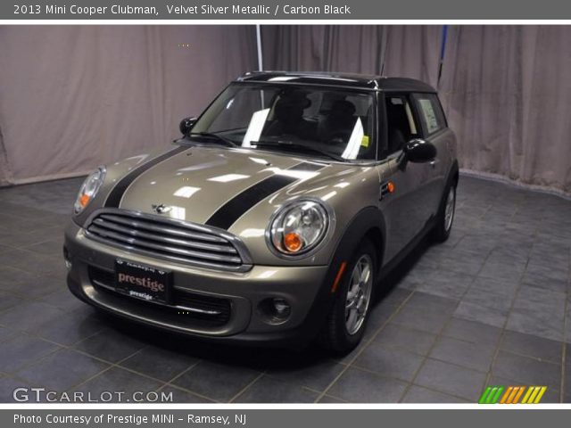 2013 Mini Cooper Clubman in Velvet Silver Metallic