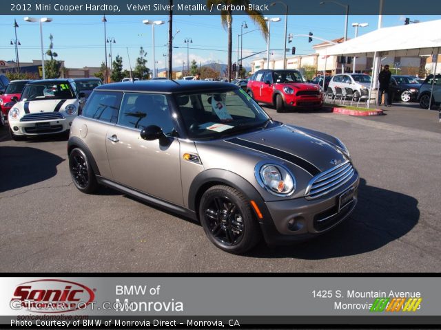 2012 Mini Cooper Hardtop in Velvet Silver Metallic